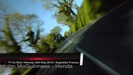 Video herunterladen: John McGuinness TT 2016 onboard Superbike Qualifying