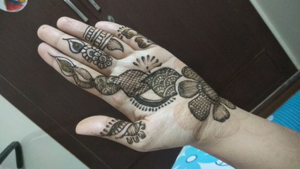Quick and Easy Mehndi Design Hand