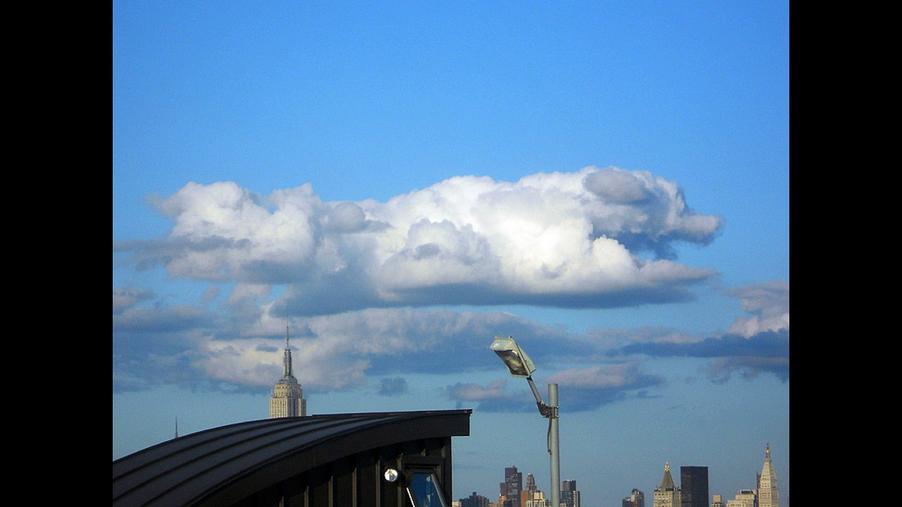 We are going to case some clouds down while jammin to Goblins from Mars Cloud Chaser