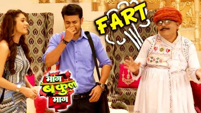 Bakool's Chachaji FARTS & TROUBLES Everyone Funny Scene Bhaag Bakool Bhaag