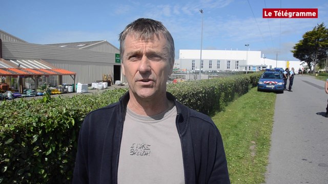 Ploudaniel (29). Les producteurs laitiers bloquent la coopérative Even