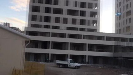 İzmir'de Turistlere Eylem Hazırlığında Olan 14 Terörist Yakalandı