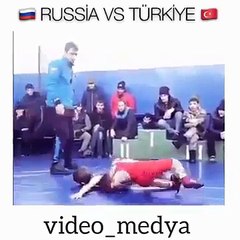 Minik Türk güreşci Rus rakibini perişan etti