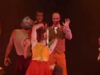 On stage funky funky
