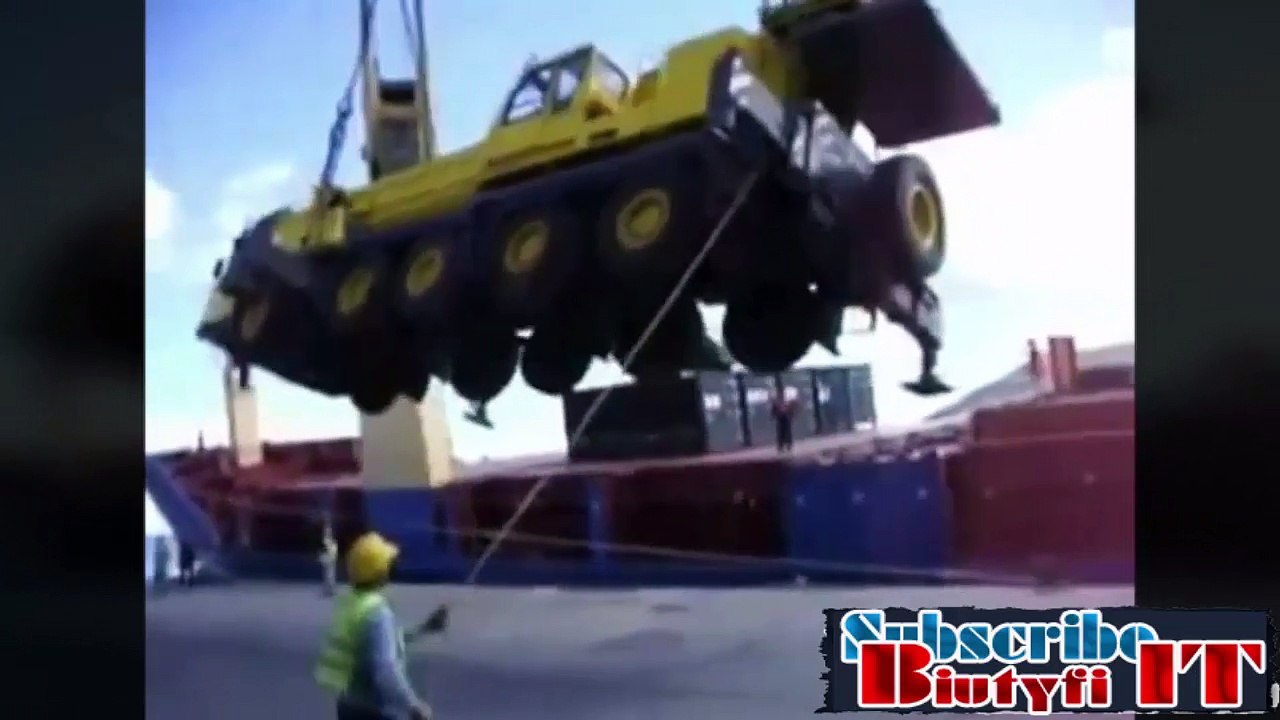 Best Loading Unloading FAILS 2017 ★ fullmins LOAD UNLOAD Fail Compilation