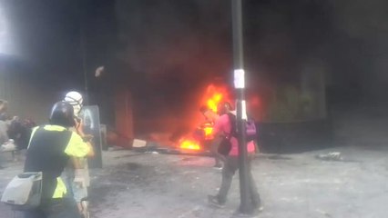 Venezuelan Supreme Court Building Set on Fire Following Pro-Maduro Decision