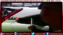 Amet rescata una niña que dejaron trancada en una yipeta-Video