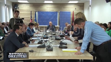 Sa gjyqtarë të Kushtetueses s’u pajtuan me anulimin e zgjedhjes së kryetarit të Supremes
