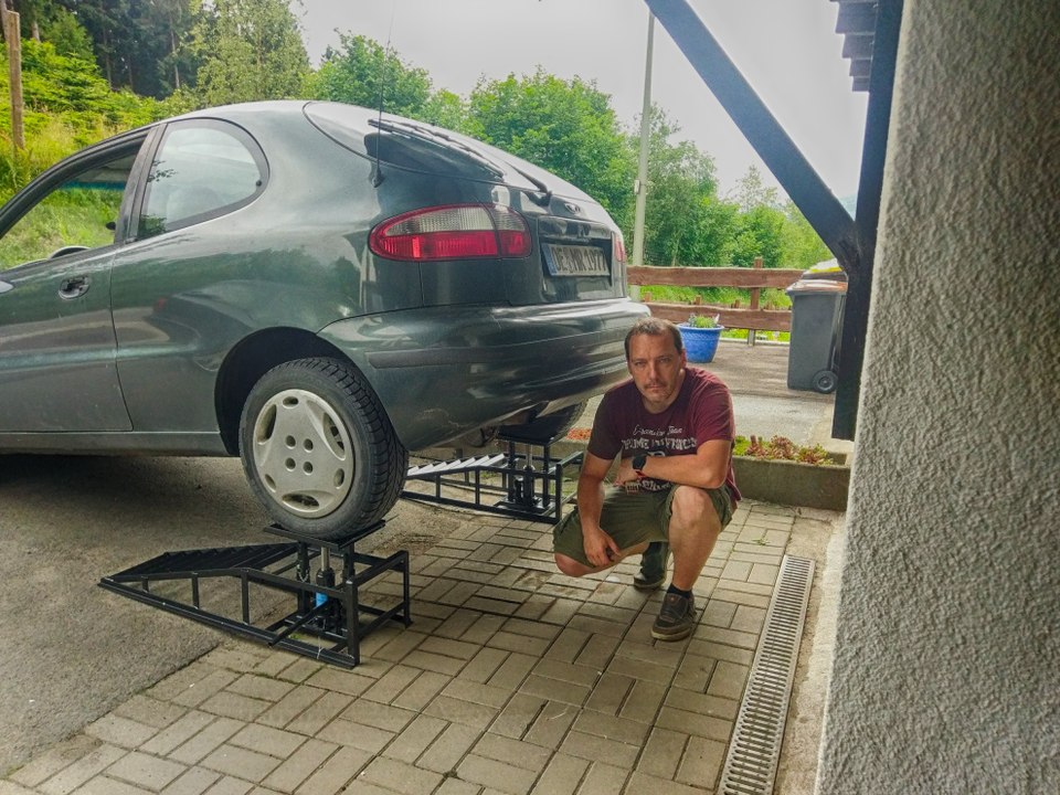 Rampen mit hydraulischer höhenverstellung