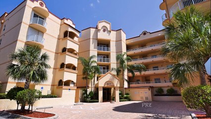 NEWER OCEANSIDE RETREAT! Presented by Pittner Real Estate