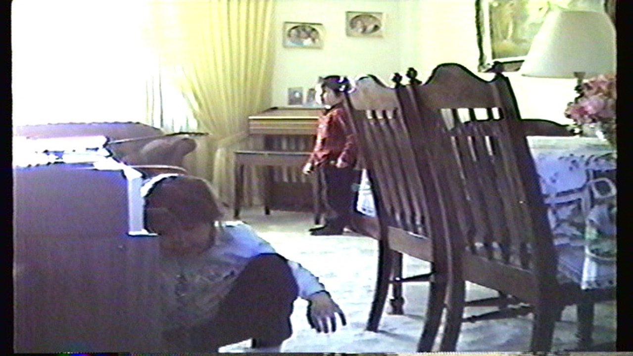 Candace and the kids at Grandma's 1989