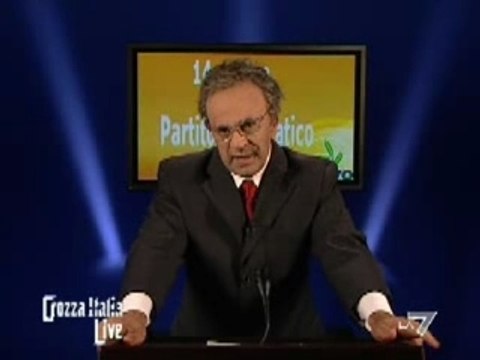 Crozza imita Veltroni (VIDEO 1)