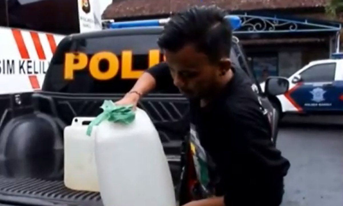 Polres Bangli Sita Ratusan Liter Arak Tradisional