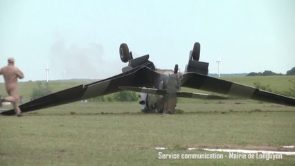 Un avion de chasse se crashe au décollage