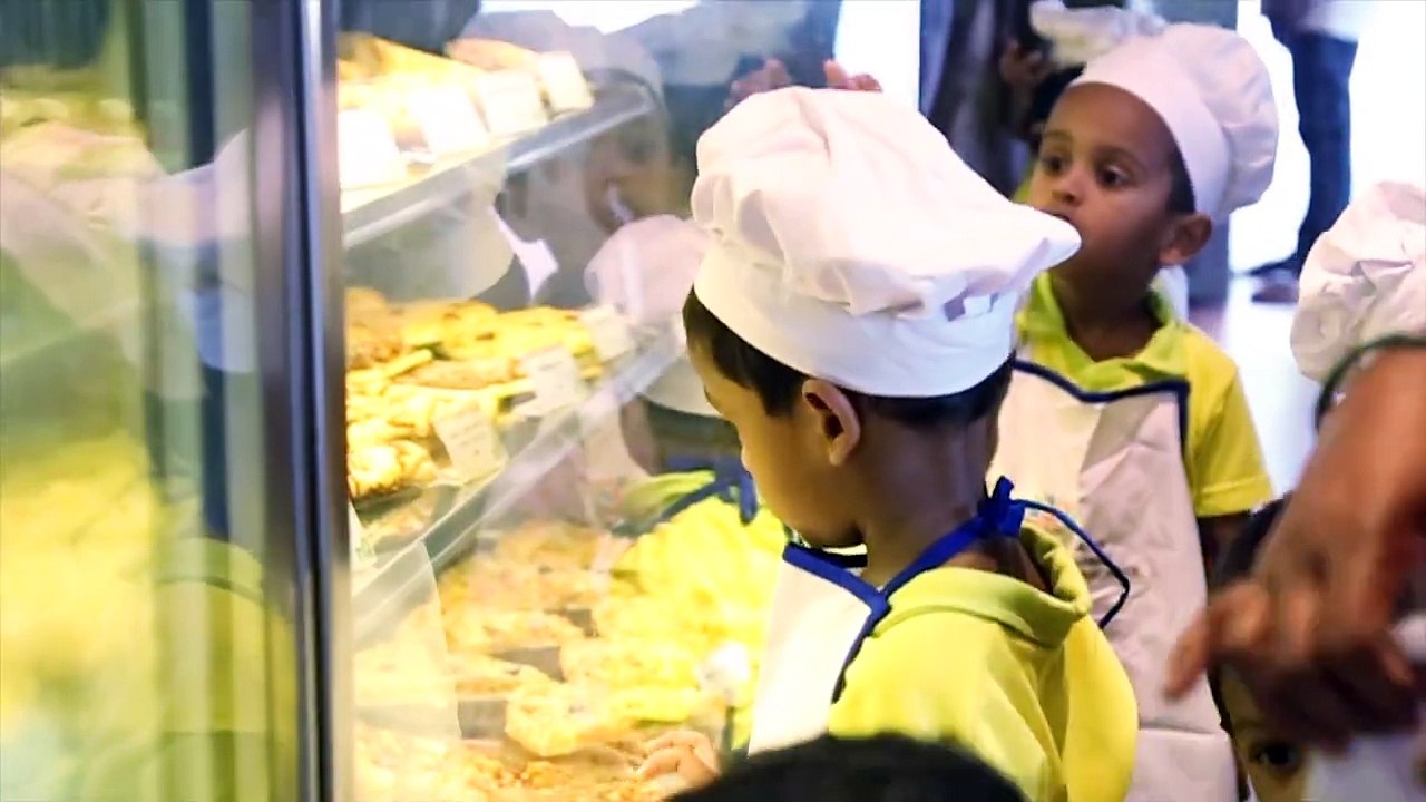 Aachi Global school - students at Bakery