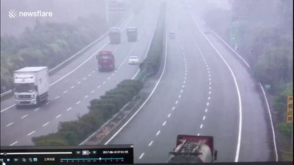 Major accident on motorway kills one in southern China