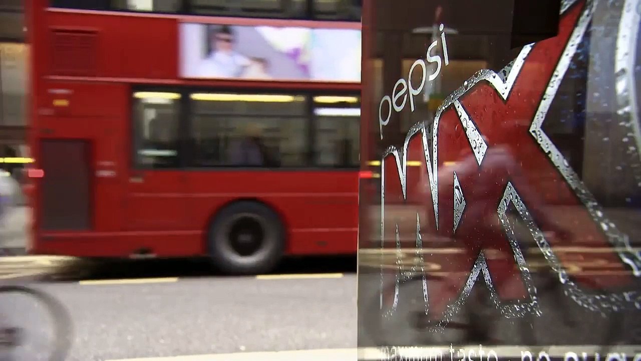 Is Augmented Reality the Future of Interactive Advertising? - WOWSOMEAPP