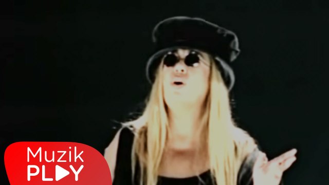 Zerrin Özer - Ama Bazen