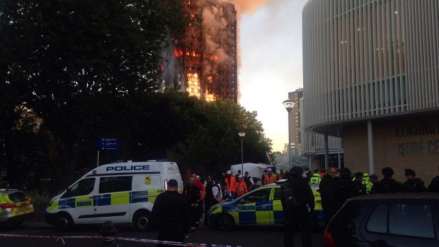 Londres confirma seis mortes em incêndio