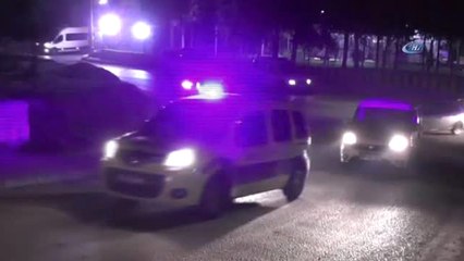 İzmir'de Bin 500 Polisle Operasyon: 57 Kişi Yakalandı