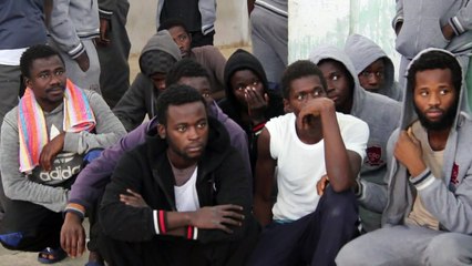 المهاجرون الأفارقة يواجهون مخاطر البحار بعد جحيم الصحراء