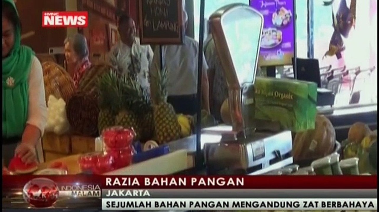 Sidak Swalayan di Tebet, Petugas Temukan Makanan Mengandung Zat Berbahaya