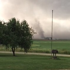 Storm in Illinois Creates Funnel Cloud