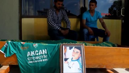 Amatör Futbolcu Gökdeniz'e Hüzünlü Veda