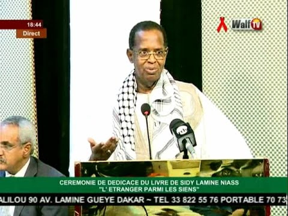 Cérémonie de dédicaces du livre "L'étranger parmi les siens" discours de Sidi Lamine Niass
