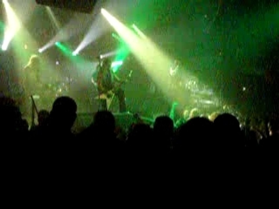 Soilwork - Exile (live paris 2007)