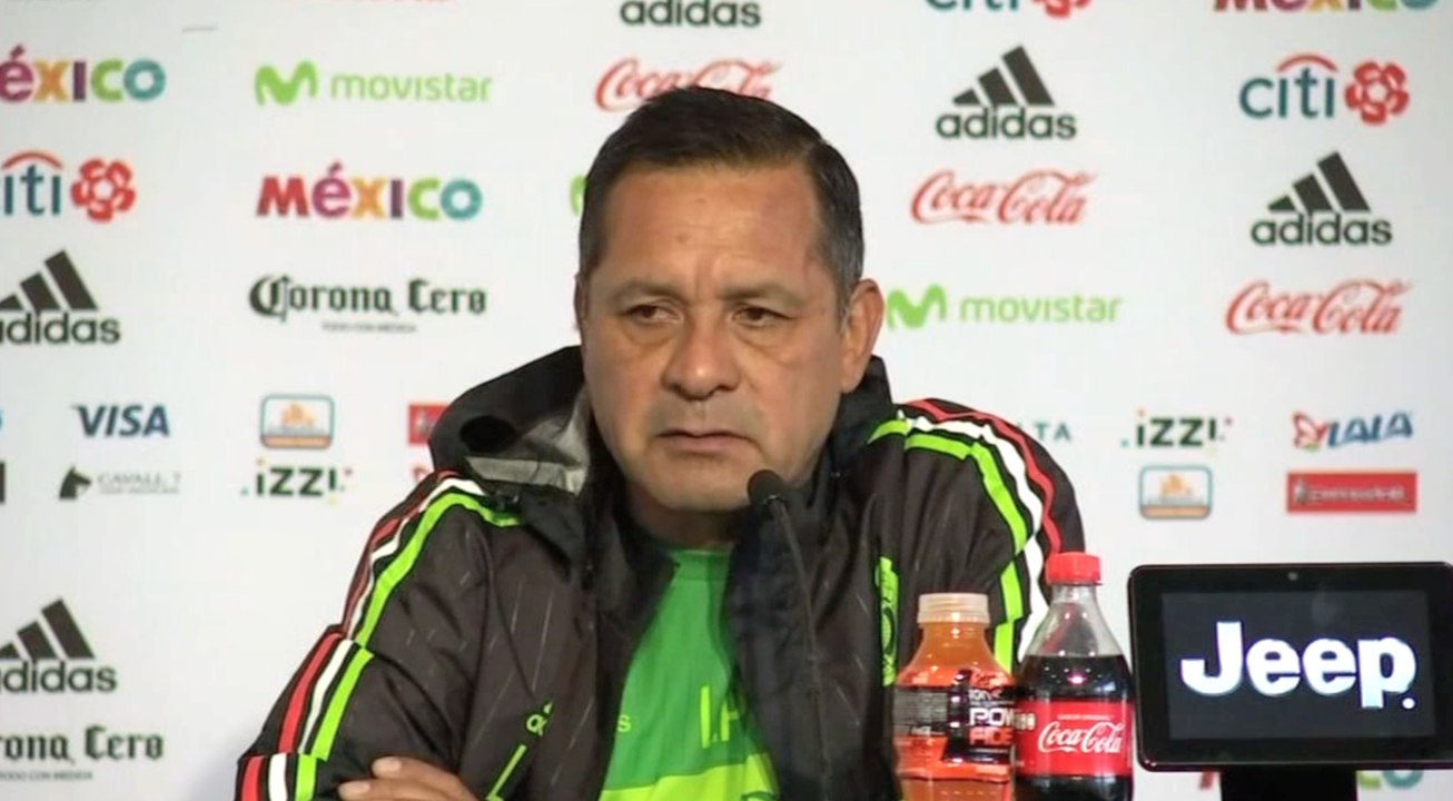 En conferencia de prensa el Profe. Páez habló sobre la selección que ira a Copa de Oro