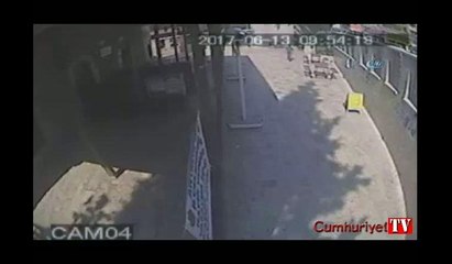 Camide bir şey bulamayınca vantilatörü çaldı