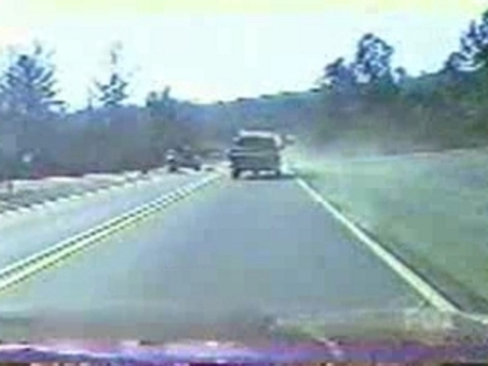 Getaway-Eagle Talon chased by 5.0 Police Mustang