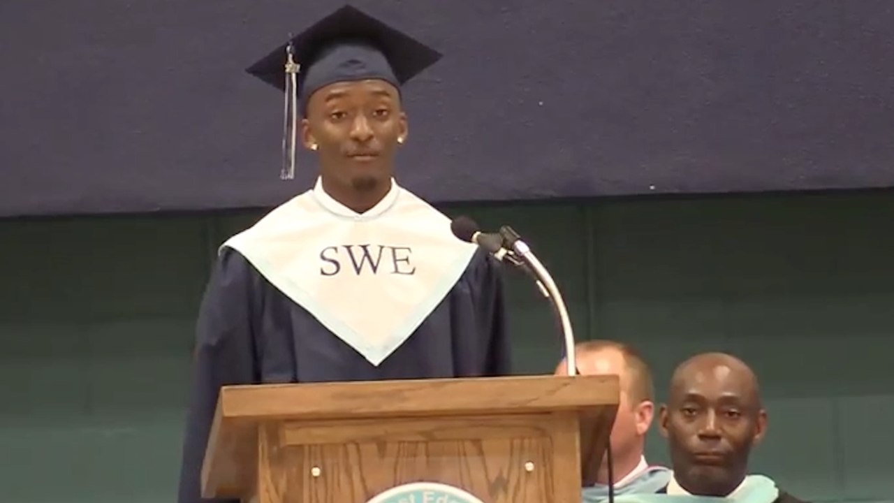 Student refused to read a principal's request