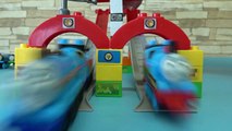 Wooden Train Thomas toy MEGA BLOKS Thomas & Gordon Sodor Speed Railway
