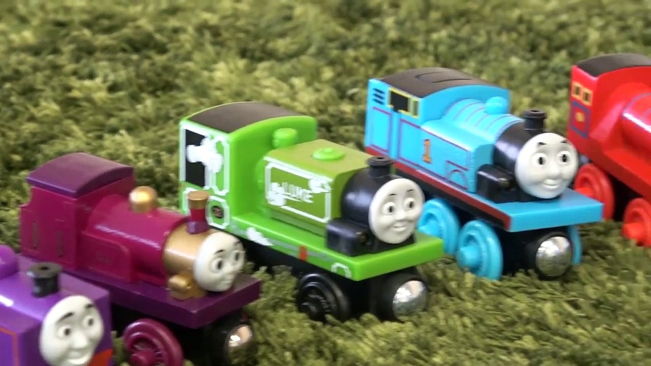 Wooden Train Thomas toy MEGA BLOKS Thomas & Gordon Sodor Speed Railw