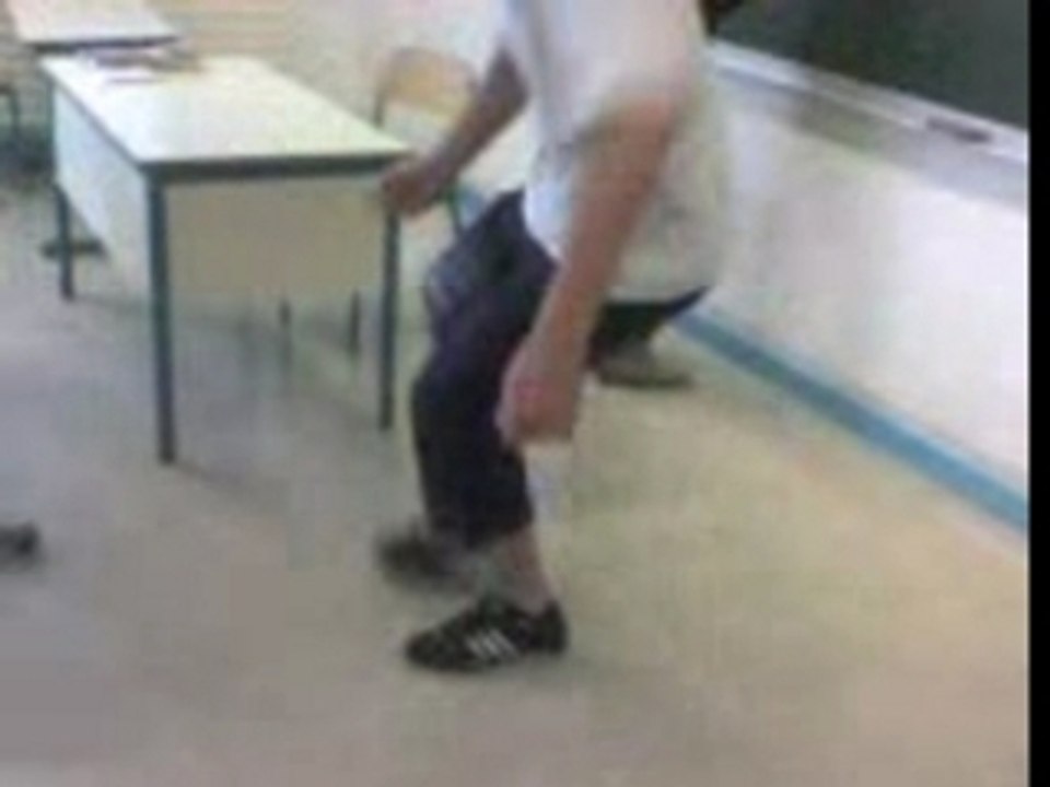 Flo en mode ronnie vec un mini ball