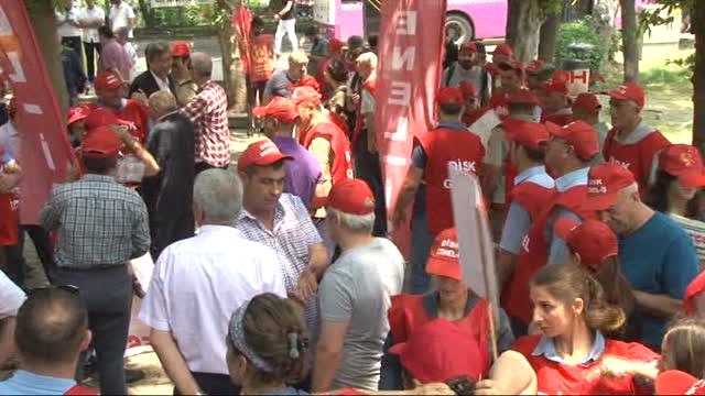 Disk'ten Kadıköy'de Kıdem Tazminatı Eylemi
