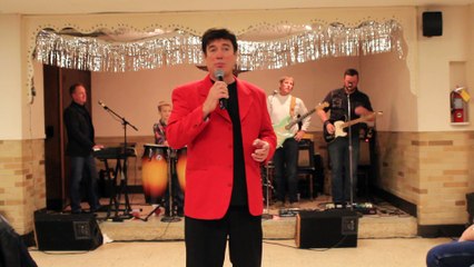 The Ronnie McDowell Band performs 'JOhnny B Goode' Maryland Feb 2016