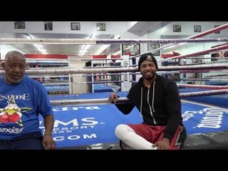 1am floyd mayweather about to arrive at gym to start conor mcgregor camp EsNews Boxing