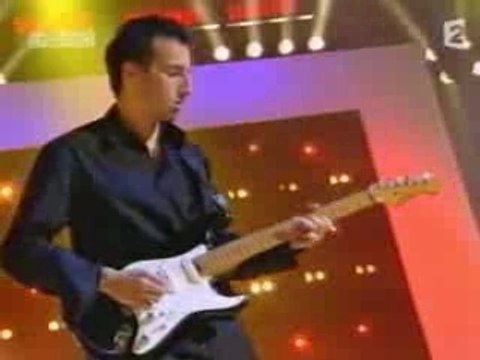 Chimene Badi et Michel Sardou Musulmanes (Ange noir)