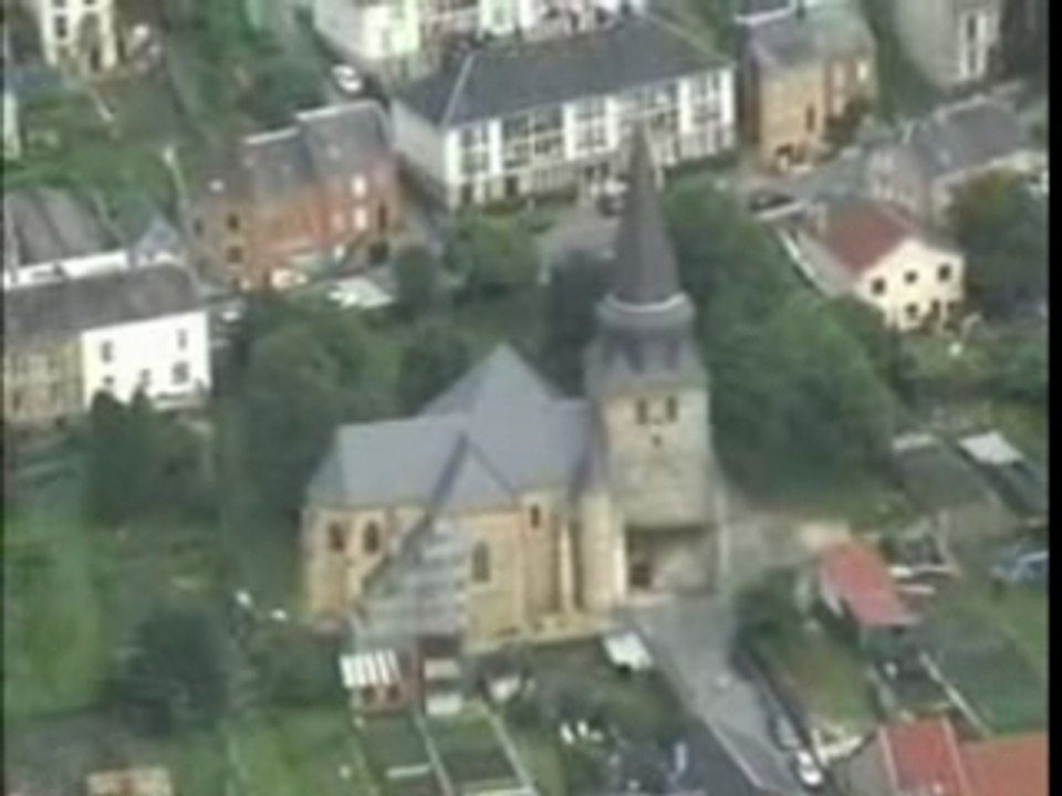L'EGLISE ST LEGER A MONTHERME DANS MON VILLAGE ARDENNNAIS