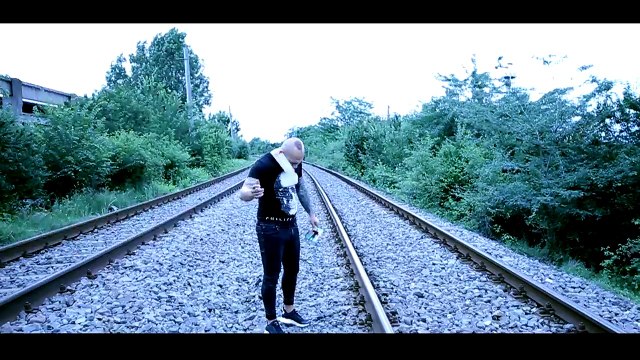 Dani Mocanu Nicolae Guta - Pun pariu ca te gandesti la impacare ( Oficial Video )