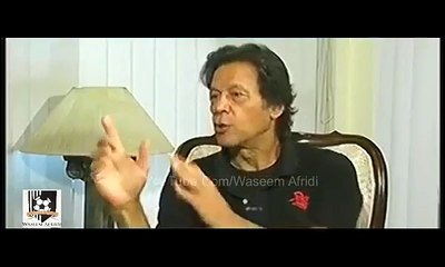 Imran Khan is Giving Brilliant Tips to Sarfraz Ahmed Before Semi Finalعمران خان کا سرفراز کومشورہ