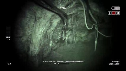 Outlast 2 this is not scary (8)
