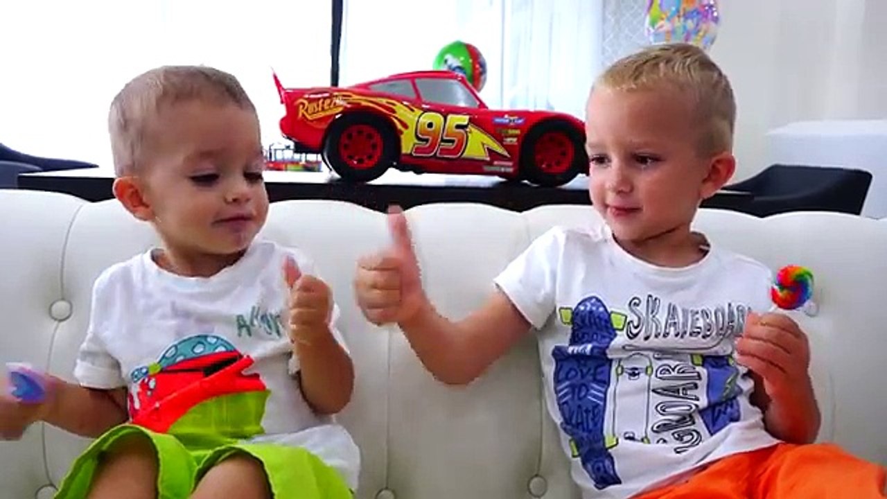 Bad Kid Steals M&M's IRL Baby Crying Johny Johny Yes Papa Nursery Rhyme Songs Ki