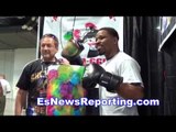 shawn porter boxing art paiting with punches - EsNews boxing