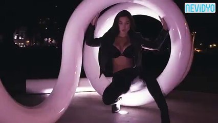 Binlerce beğeni alıyor_ Stefanie Knight