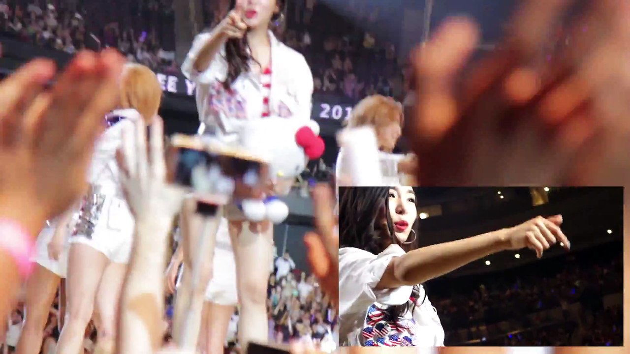 SNSD Tiffany _ Yuri Fan Service for Soy!!! - KCON NY 2015 - YouTube