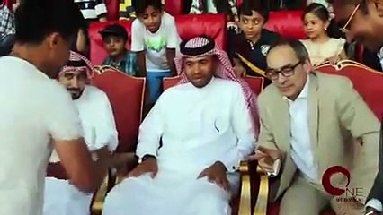 Neelam Muneer Reacts To Magician – Bahrain Cricket Festival 2017